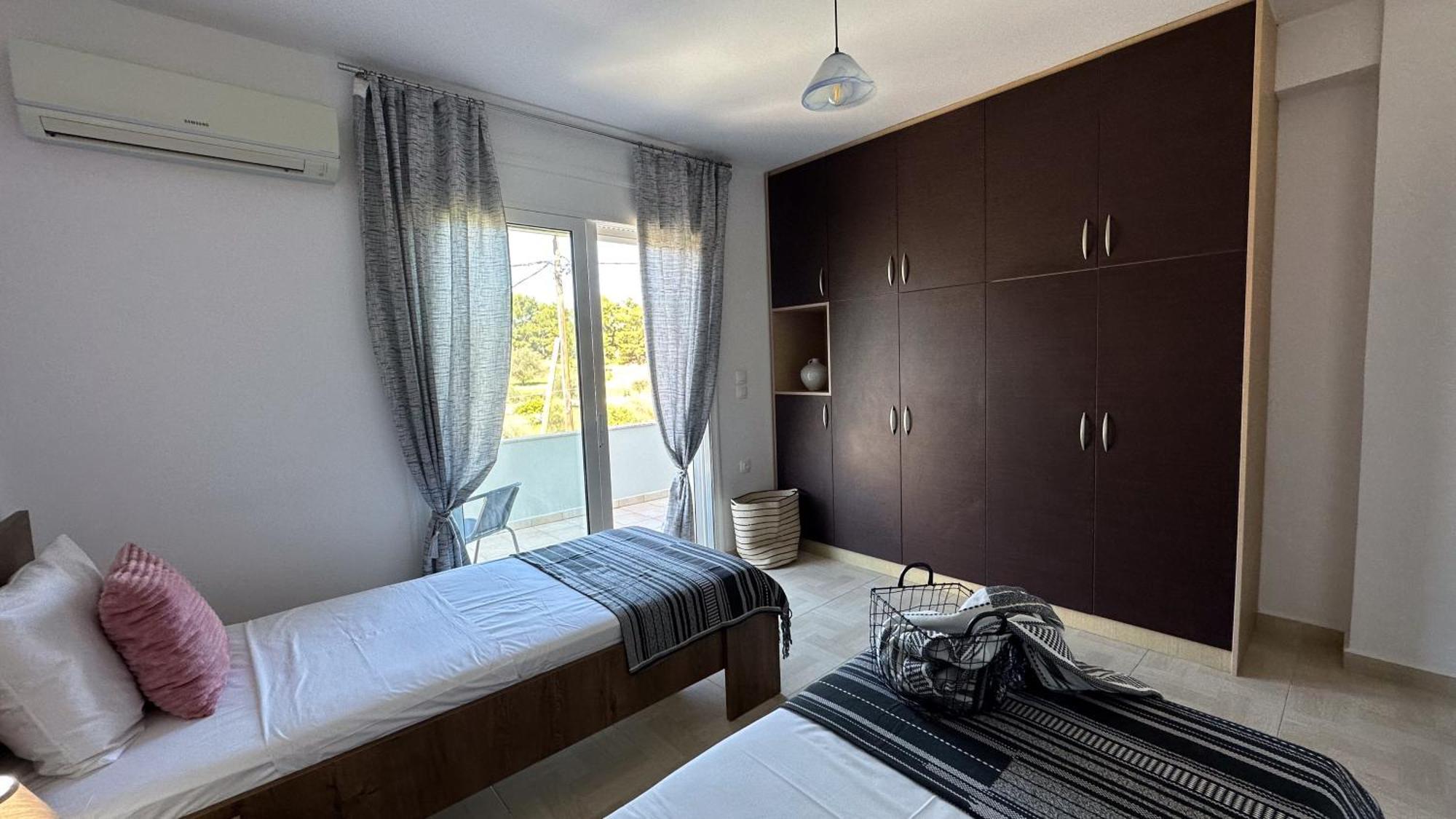Ismini Luxury
