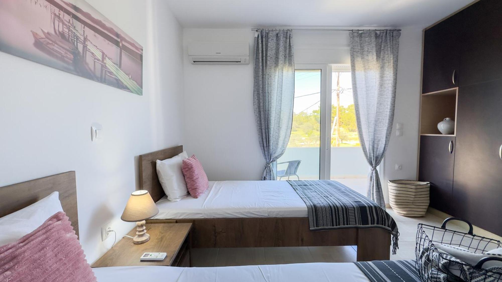 Ismini Luxury Villa *